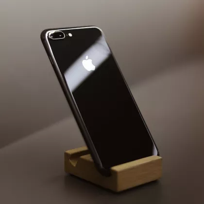 Apple アップル　アイフォン　iPhone8Plus 64GB Купить Купить Apple iPhone 8 Plus 64 ГБ Серебристый